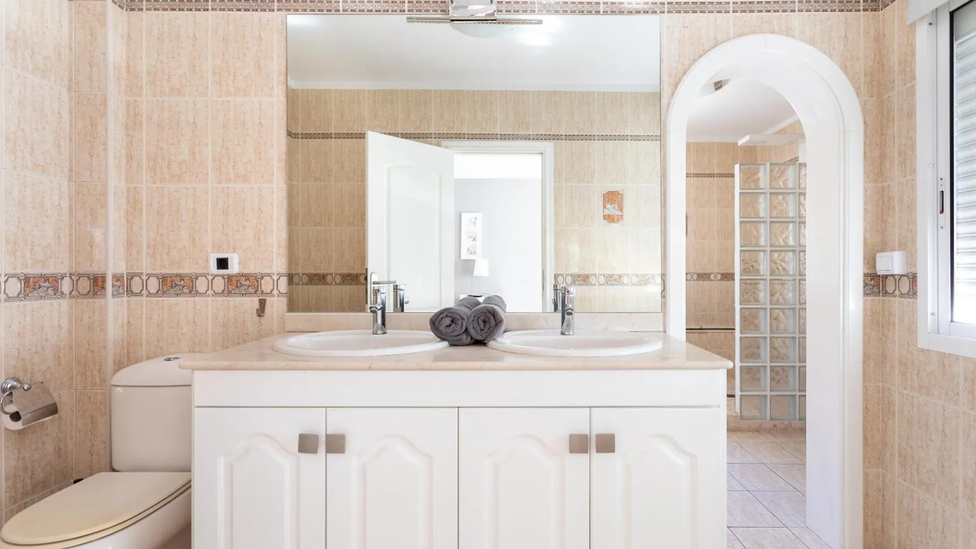 Classbnb - Luxurious Villa 1,5 Kilometers From Costa Adeje Spagna