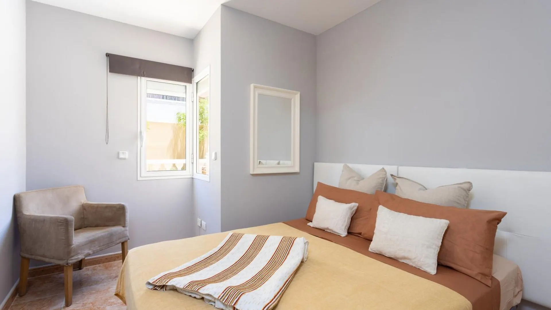 Luxurious Villa 1,5 Kilometers From Costa Adeje