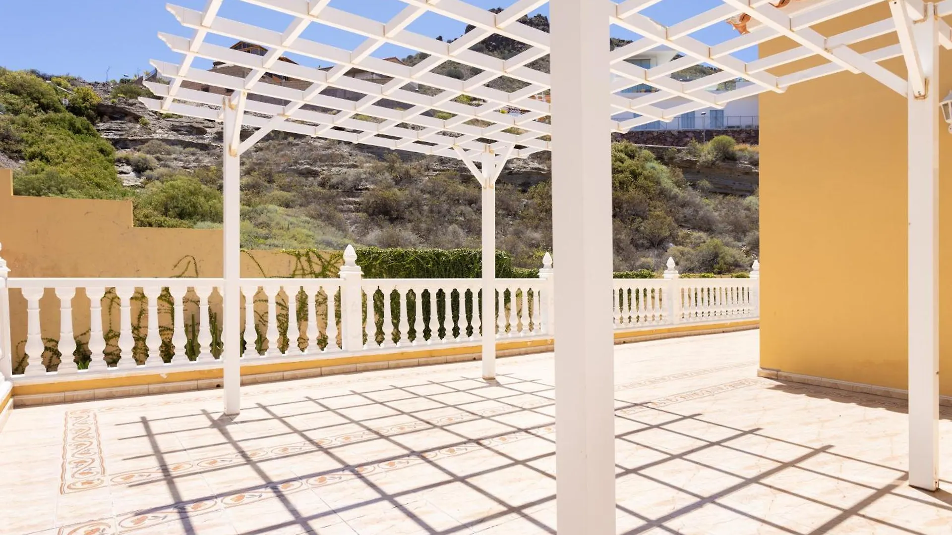Luxurious Villa 1,5 Kilometers From Costa Adeje 0*, Costa Adeje (Tenerife) Spagna