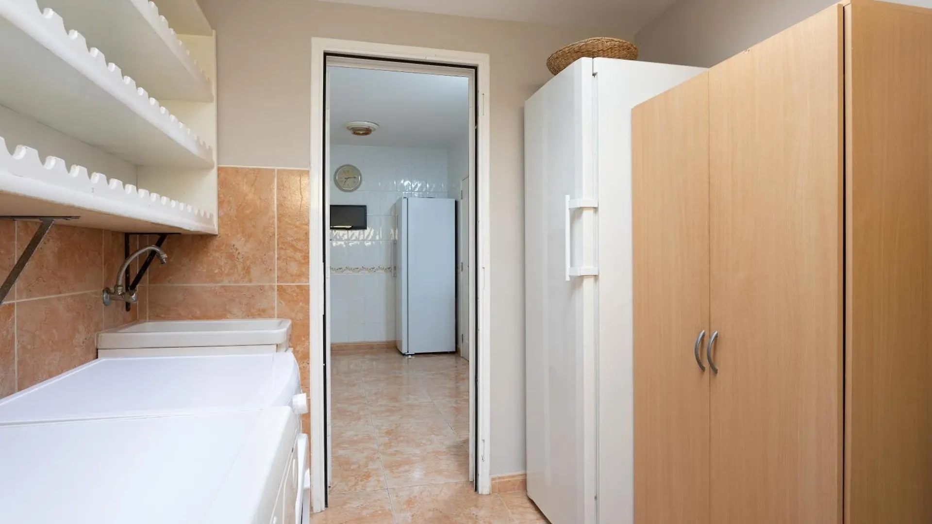 Luxurious Villa 1,5 Kilometers From Costa Adeje 0*, Costa Adeje (Tenerife)